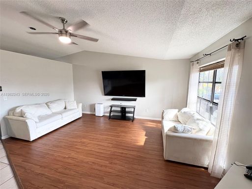 581 SW Banks Ter, Port St. Lucie FL 34953