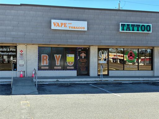 2395 Tamiami Tr # 201, Port Charlotte FL 33952