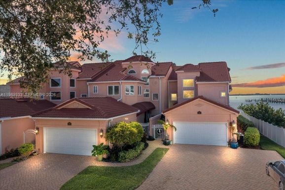 254 Seaview # B, Melbourne Beach FL 32951