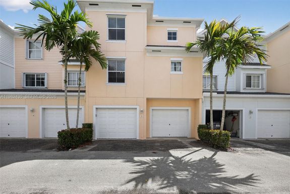 156 Aragon Way # 103, Jupiter FL 33458