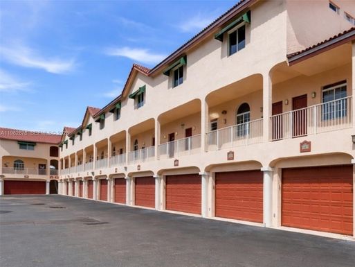 2445 NE 14th St # 509, Pompano Beach FL 33062