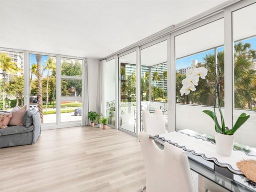 10210 Collins Ave # 202, Bal Harbour FL 33154