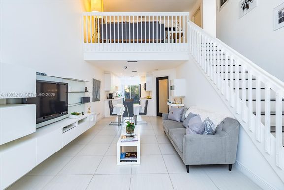 370 SE 2nd Ave # G3, Deerfield Beach FL 33441