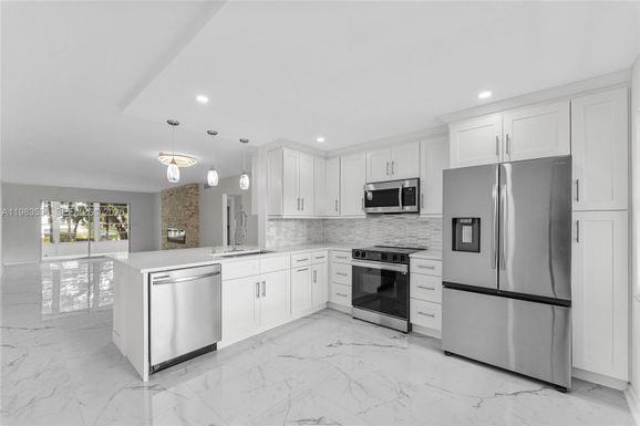 2303 Lucaya Ln # H2, Coconut Creek FL 33066