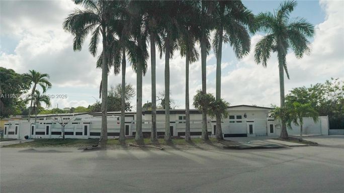 1720 NW 124th Ter, Miami FL 33167