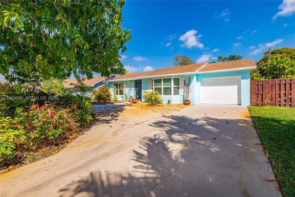 505 Heron Dr, Delray Beach FL 33444