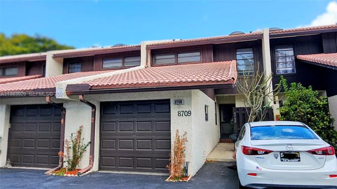 8709 NW 35th St # 5, Coral Springs FL 33065