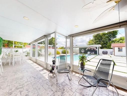 1220 NW 37th Ave # 0, Miami FL 33125