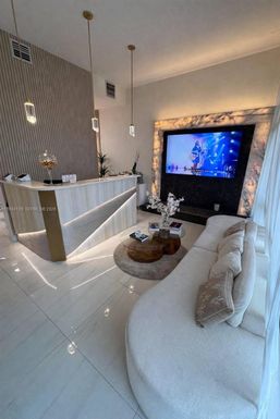 N Federal Hwy, Pompano Beach FL 33062