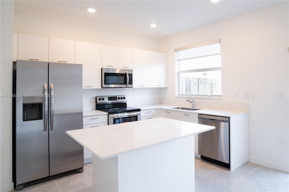 12133 NW 23rd Ct, Miami FL 33167