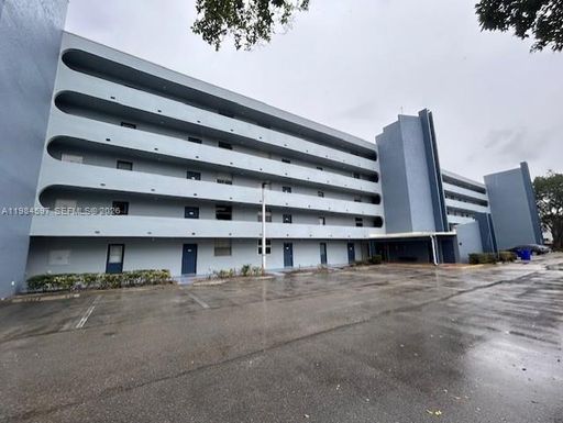 5301 NW 2nd Ave # 203, Boca Raton FL 33487