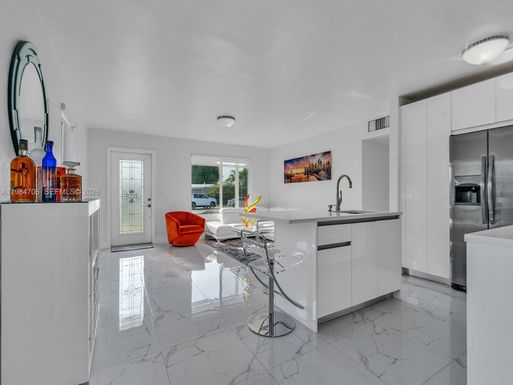 4721 SW 108th Ave, Miami FL 33165