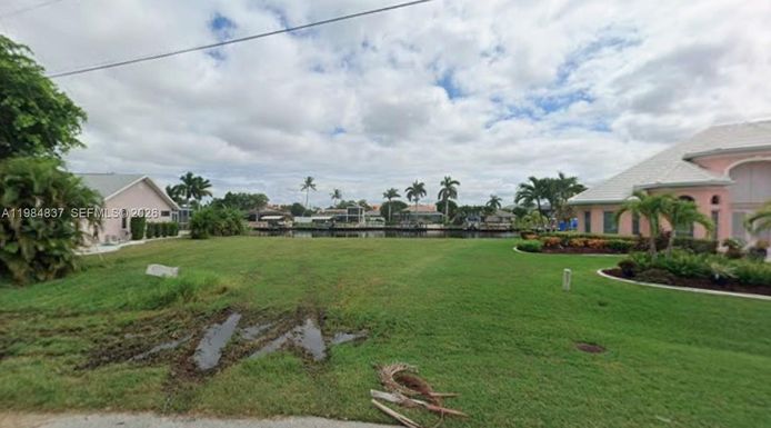 5507 SW 6th Ave., Cape Coral FL 33914