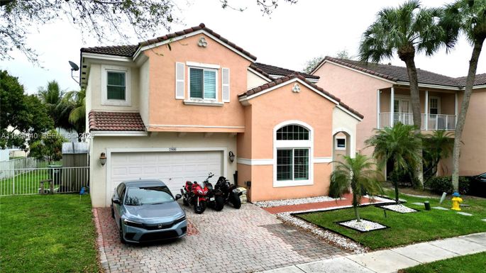 7500 NW 19th Dr, Pembroke Pines FL 33024