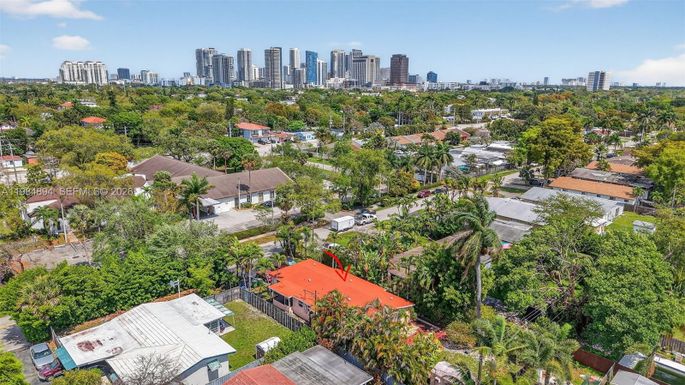 850 SW 12th Ct, Fort Lauderdale FL 33315