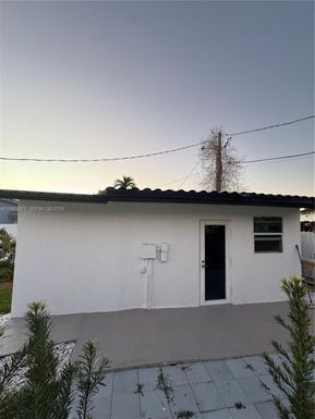 9633 SW 11th Ter, Miami FL 33174