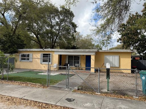 2101 NW 93rd Ter, Miami FL 33147