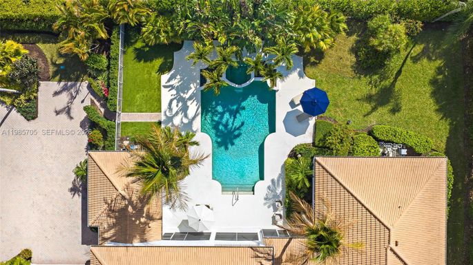 325 Eagle Dr, Jupiter FL 33477