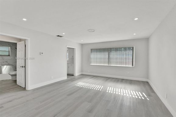 5657 Grant St # 5, Hollywood FL 33021