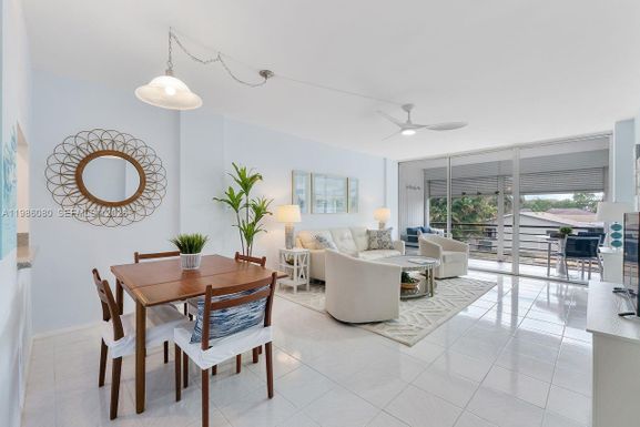 109 Royal Park Dr # 2F, Oakland Park FL 33309