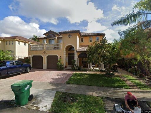 6051 SW 164th Ct, Miami FL 33193
