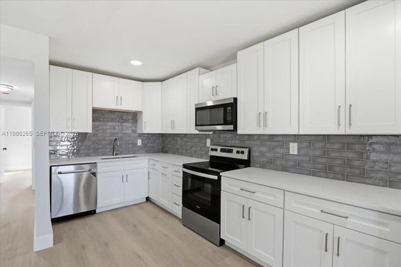 1400 NE 43rd Ct # 1400, Pompano Beach FL 33064