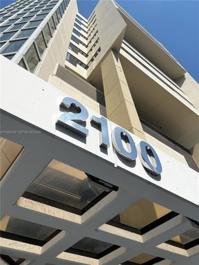 2100 Ponce De Leon Blvd, Coral Gables FL 33134