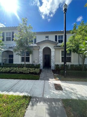 2672 SE 19th St, Homestead FL 33035