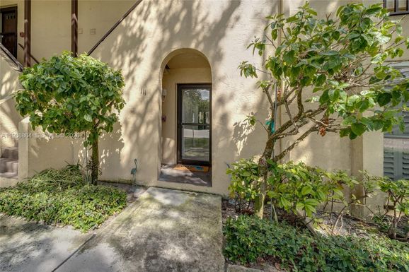 4150 Highway A1A # 111, Vero Beach FL 32963