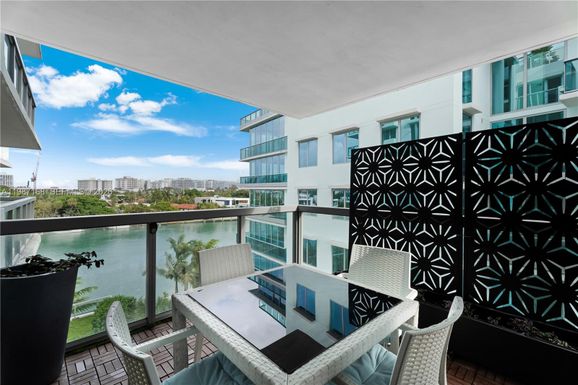 9261 E Bay Harbor Dr # 607, Bay Harbor Islands FL 33154