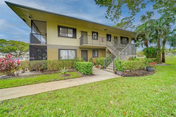 677 Trace Cir # 211, Deerfield Beach FL 33441