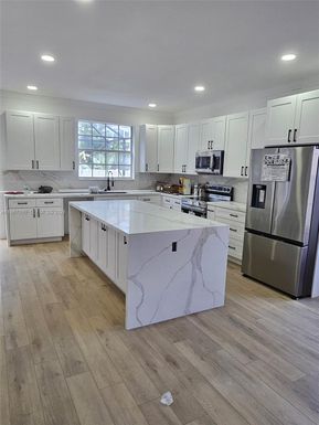 12425 NW 54th Ct, Coral Springs FL 33076