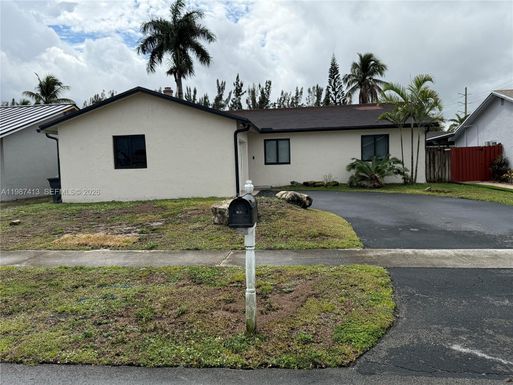 11100 NW 21st St, Sunrise FL 33322