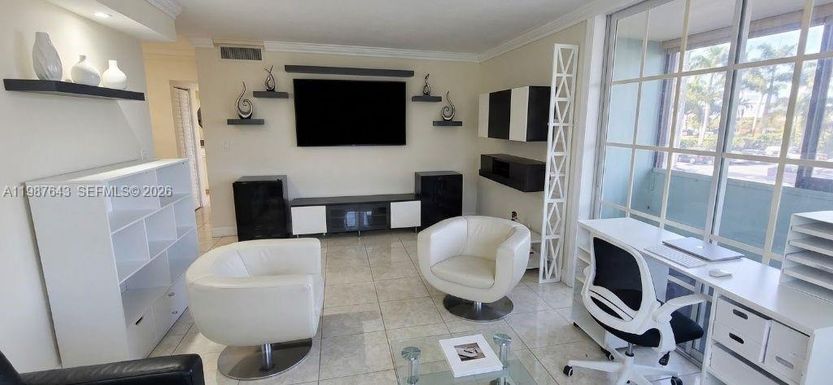 5055 NW 7th St # 206, Miami FL 33126