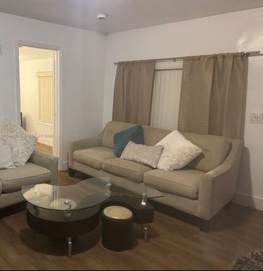 2354 NW 93rd Ter, Miami FL 33147