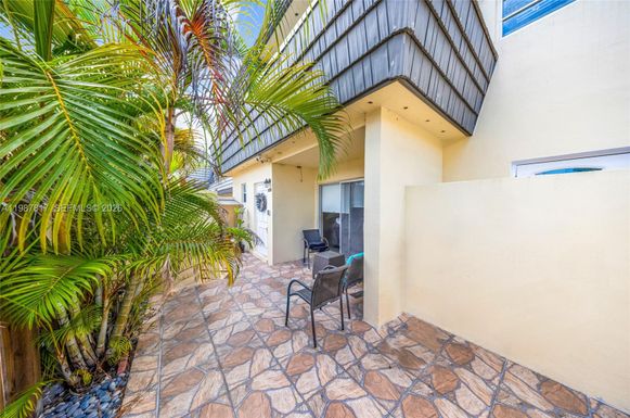 8383 SW 137th Ave # 8383, Miami FL 33183