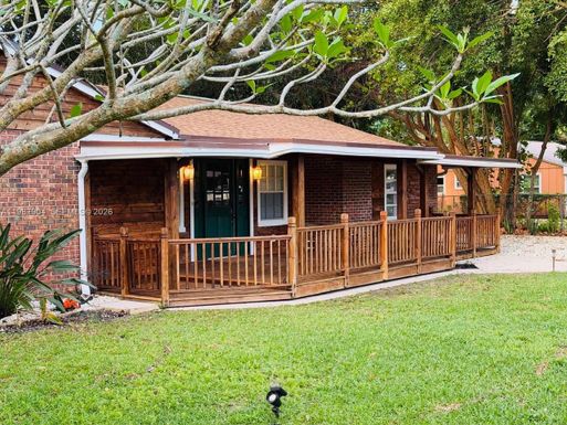 4556 Woodmere Ln, Lake Worth FL 33463