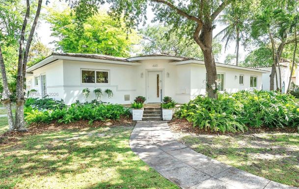 445 Minorca Ave, Coral Gables FL 33134
