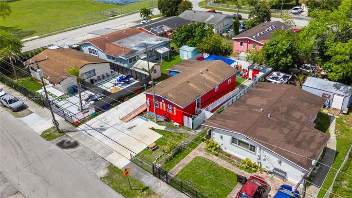 1781 NW 152nd Ter, Miami Gardens FL 33054