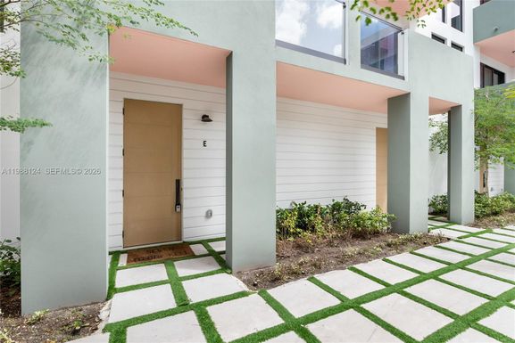 721 SW 11th Street, Miami FL 33129