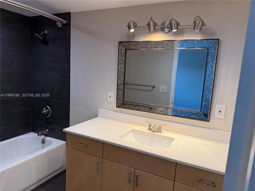 9355 SW 8th St # 305, Boca Raton FL 33428