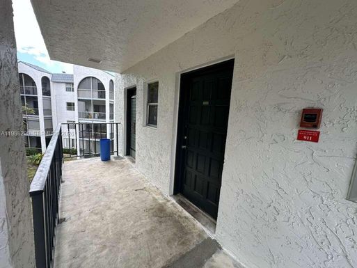 3300 Spanish Moss Ter # 301, Lauderhill FL 33319
