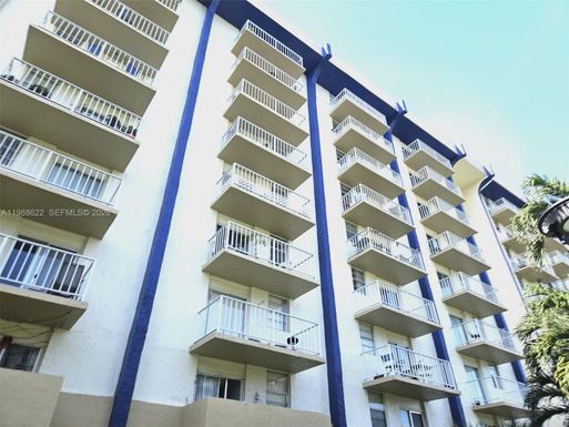 801 NW 47th Ave # 119W, Miami FL 33126