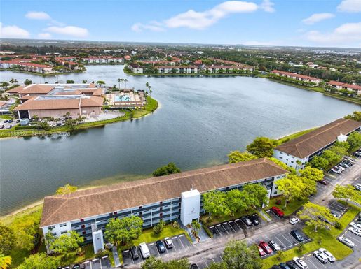 1301 SW 134th Way # 313B, Pembroke Pines FL 33027