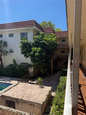 13655 NE 10th Ave # 208, North Miami FL 33161