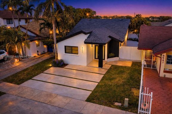 8961 SW 6th St, Miami FL 33174