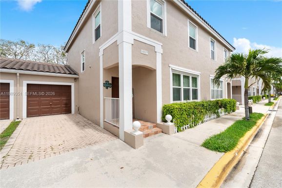 10557 NW 57th Ct, Coral Springs FL 33076