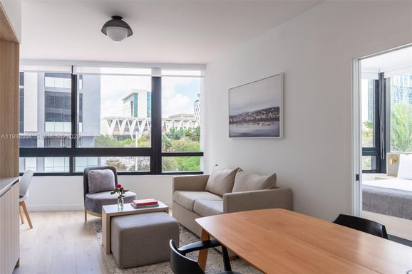 225 N Miami Ave # 202, Miami FL 33128