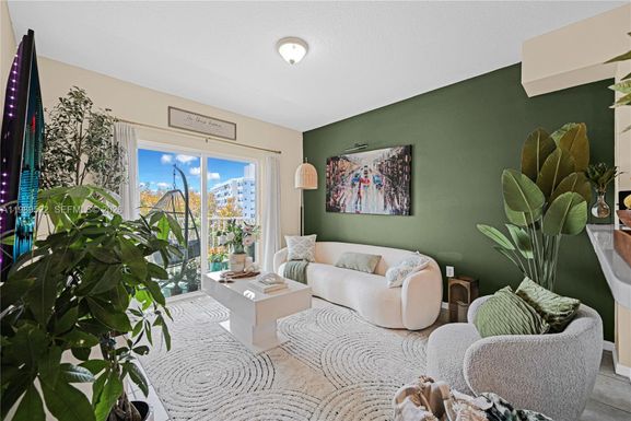 11060 SW 196th St # 514, Cutler Bay FL 33157