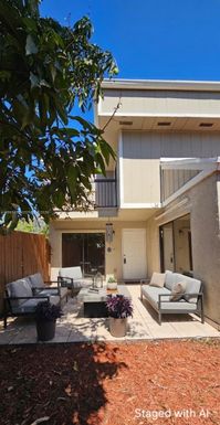 610 Commodore Dr, Plantation FL 33325